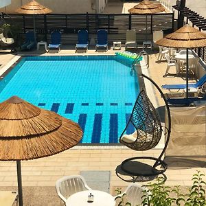 Caravel Hotel Apartments